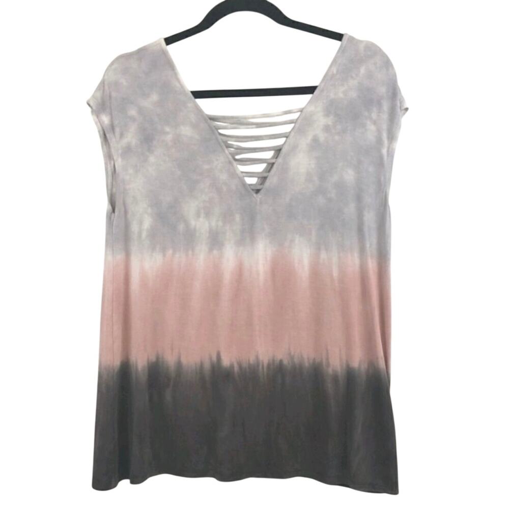 American Eagle Soft Top V Neck Tie Dye Size Medium‎ Multicolor Colorblock